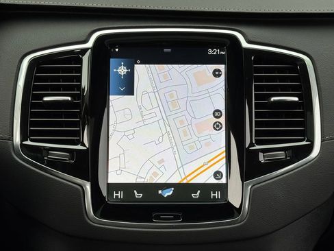 Used 2022 Volvo XC90 T6 Inscription w/ Advanced Package image 17