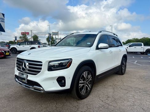 Used 2025 Mercedes-Benz GLB 250 image 7