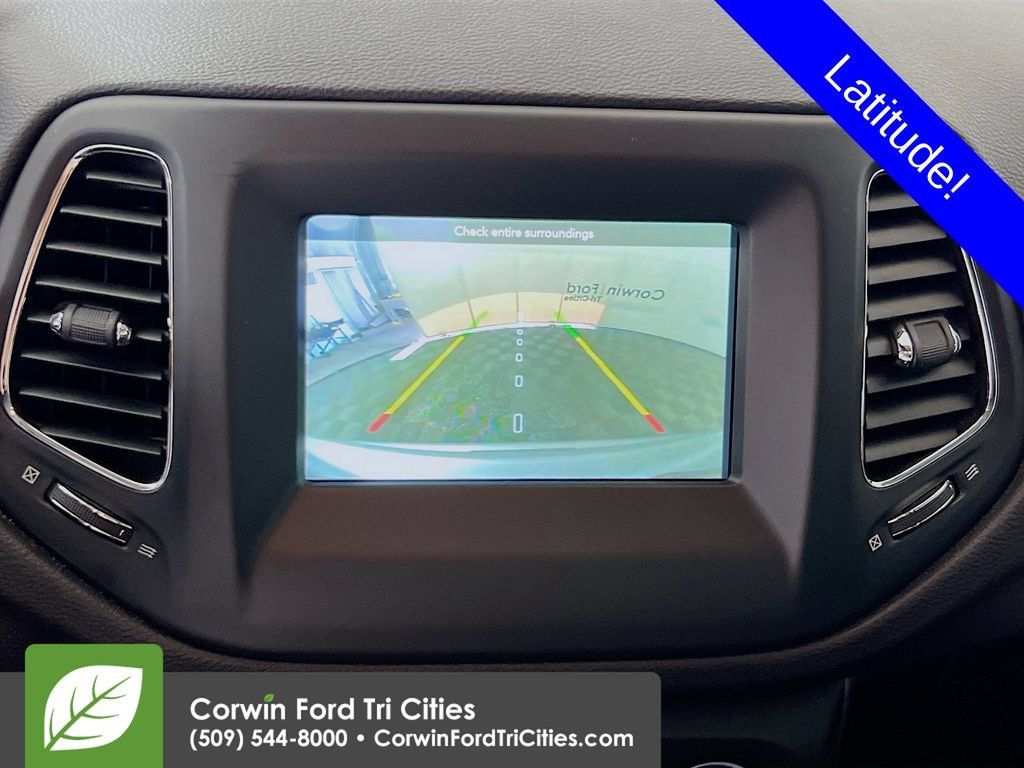 Used 2020 Jeep Compass Latitude w/ Popular Equipment Group AWD/4WD image 21