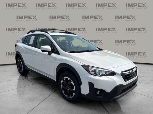 Used 2023 Subaru Crosstrek 2.0i Premium AWD/4WD image 4