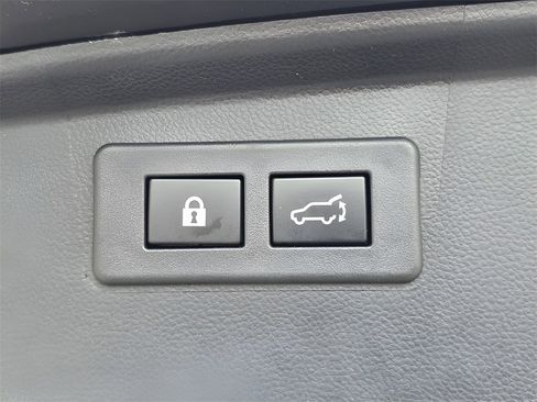 Used 2022 Subaru Outback Touring XT w/ Popular Package #2 image 14