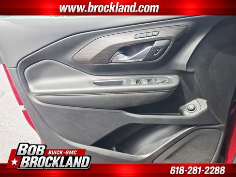 Used 2021 GMC Terrain SLT FWD image 34