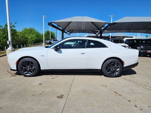 New 2026 Dodge Charger R/T w/ Driver Convenience Group AWD/4WD image 5