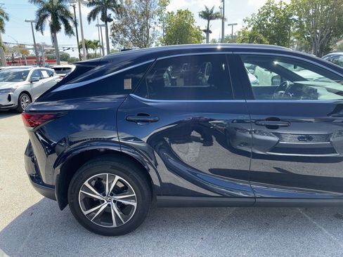 Used 2023 Lexus RX 350 Premium w/ Accessory Package (Z1) FWD image 5