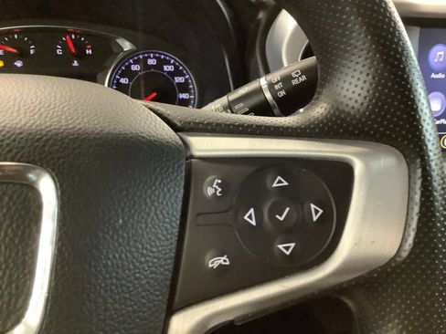 Used 2023 GMC Acadia SLE w/ Driver Convenience Package FWD image 24