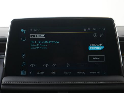 Used 2024 Chevrolet Tahoe Premier AWD/4WD image 19