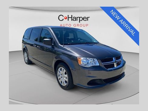 Used 2019 Dodge Grand Caravan SE FWD image 1