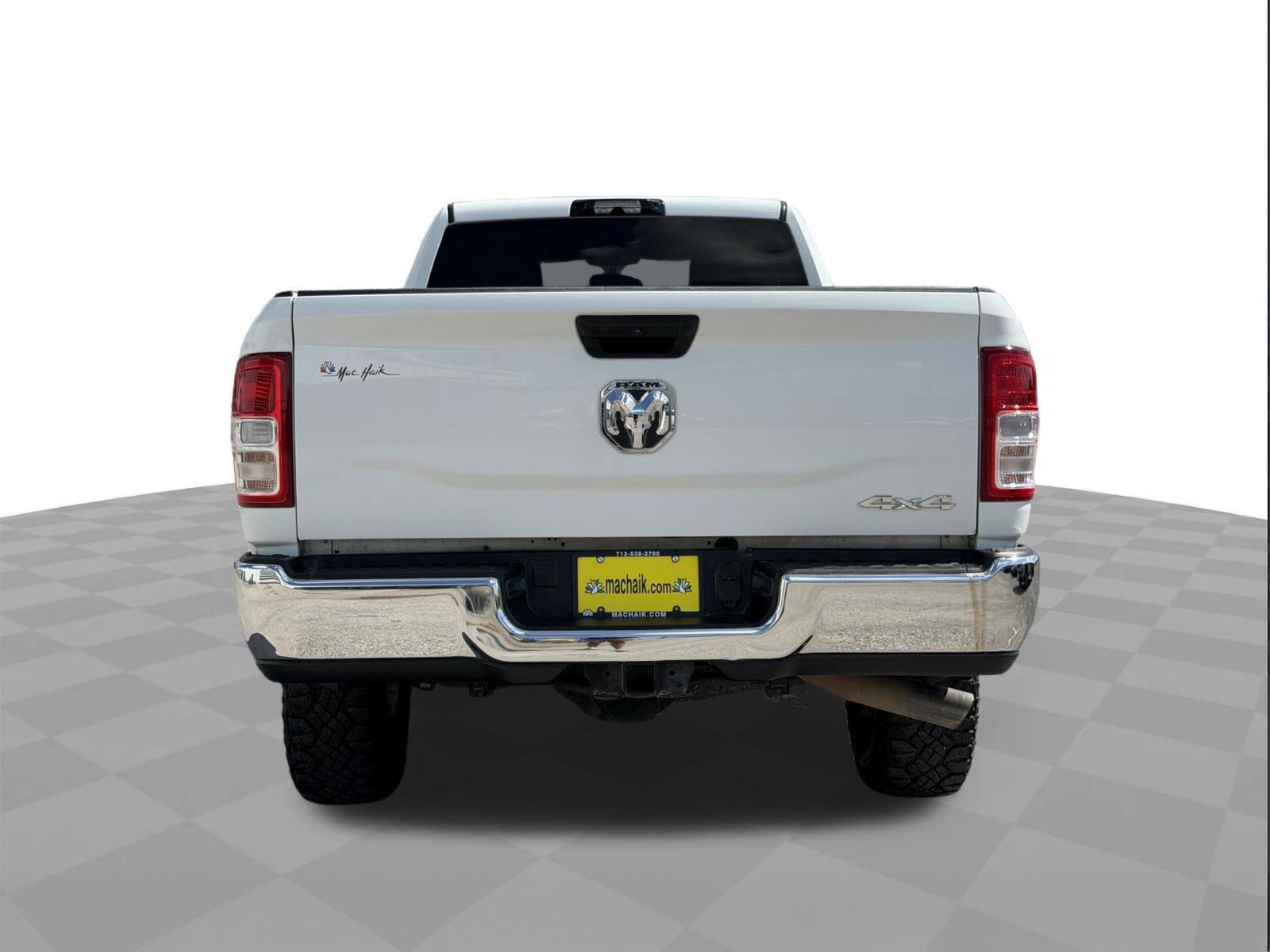 Used 2024 RAM 2500 Tradesman w/ Chrome Appearance Group AWD/4WD image 3