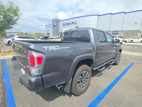 Used 2021 Toyota Tacoma TRD Sport w/ Technology Package RWD image 3