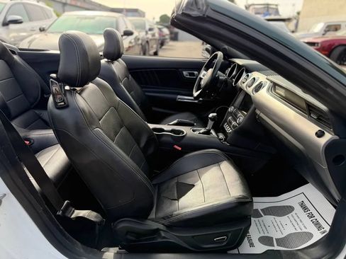 Used 2019 Ford Mustang Premium image 28