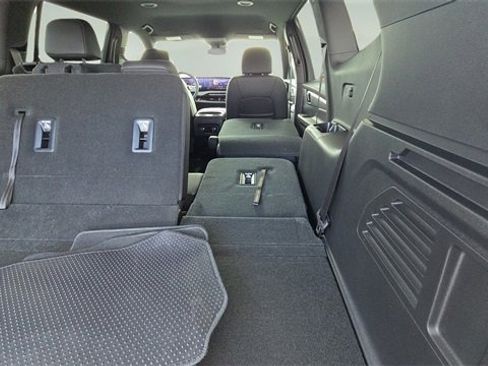 New 2026 Buick Enclave Preferred w/ LPO, Floor Liner Package image 18