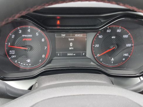 Used 2025 Chevrolet Trax RS w/ Driver Confidence Package FWD image 31