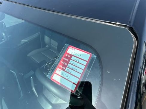 New 2026 Chevrolet Equinox LT w/ Convenience Package II image 43