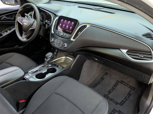 Used 2024 Chevrolet Malibu LT image 29