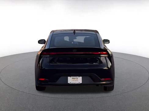 Used 2025 Toyota Prius LE image 10