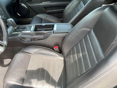 Used 2014 Ford Mustang GT Premium RWD image 8