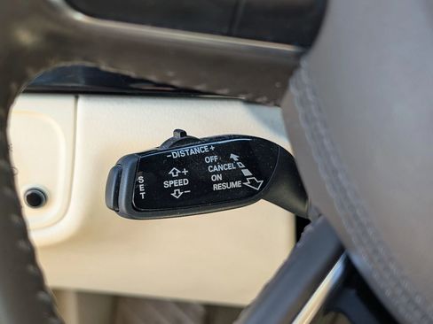 Used 2014 Audi A8 L TDI AWD/4WD image 22