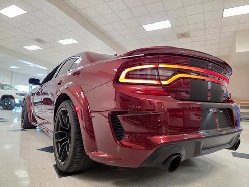 Used 2023 Dodge Charger SRT Hellcat w/ Harman/Kardon Audio Group image 6