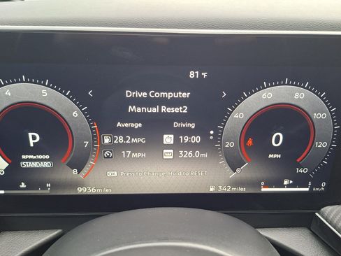 Certified 2025 Nissan Kicks SR FWD image 12