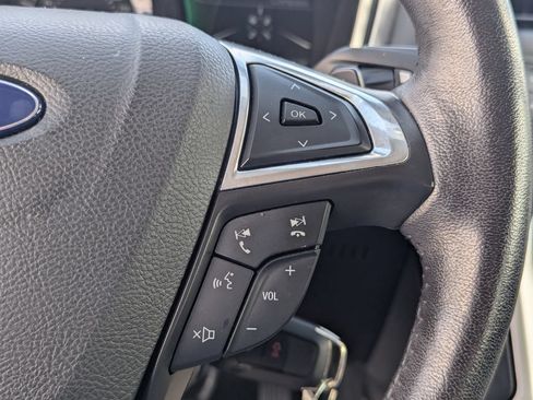 Used 2016 Ford Fusion SE AWD/4WD image 17