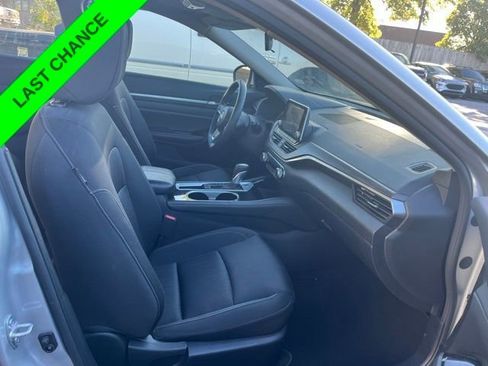Used 2023 Nissan Altima 2.5 SV image 24