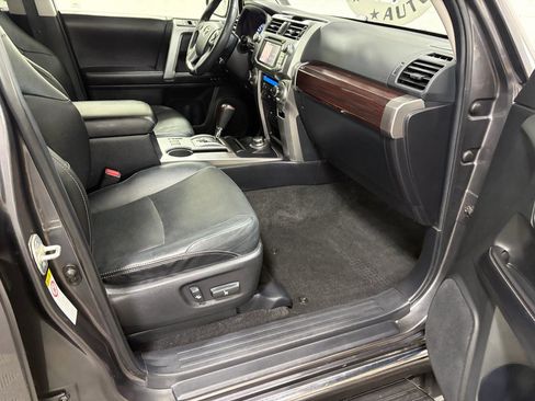 Used 2017 Toyota 4Runner Limited image 14