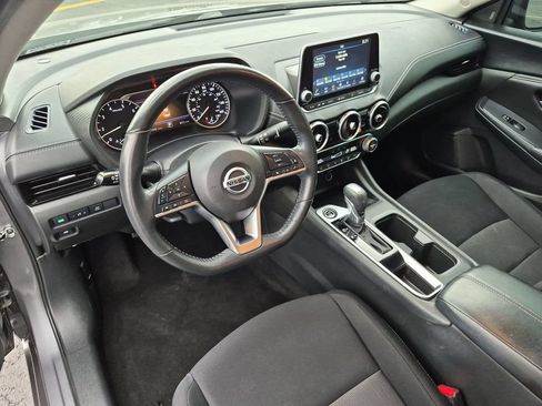 Used 2023 Nissan Sentra SV w/ All-Weather Package FWD image 10