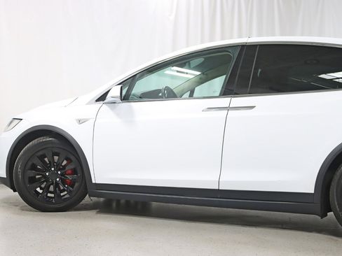 Used 2016 Tesla Model X AWD/4WD image 12