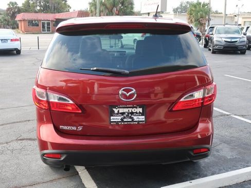 Used 2012 MAZDA MAZDA5 Touring w/ Moonroof & Audio Pkg image 7