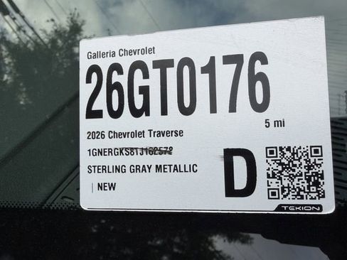 New 2026 Chevrolet Traverse LT w/ Driver Confidence Package FWD image 20