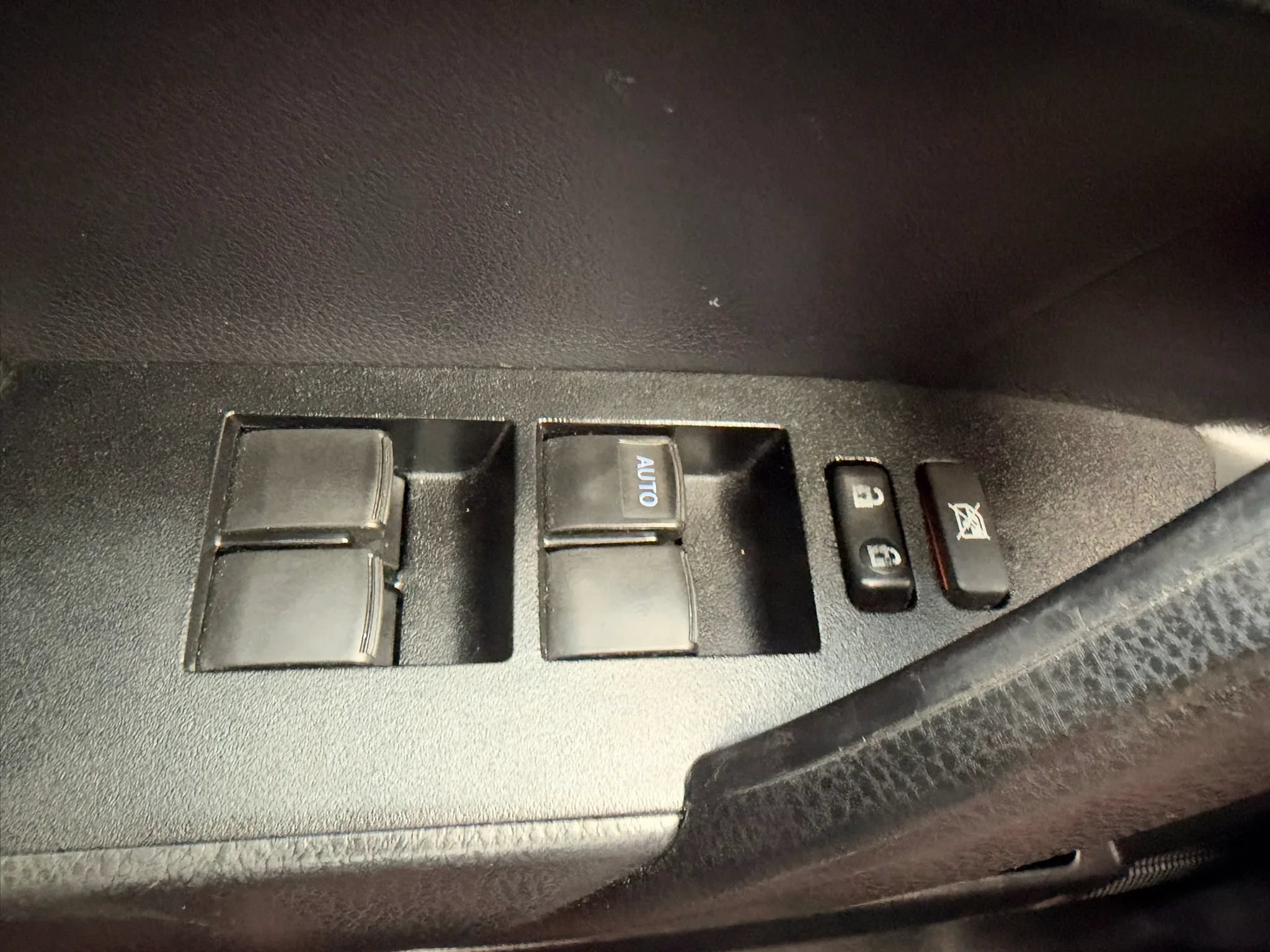 Used 2017 Toyota Corolla XSE FWD image 13