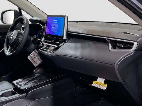 New 2026 Toyota Corolla Cross XLE image 29