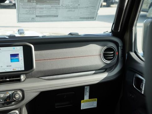 New 2026 Jeep Wrangler Unlimited Rubicon image 26