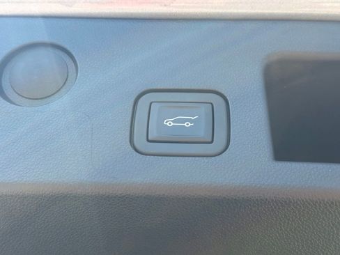 Certified 2026 Chevrolet Equinox LT w/ Convenience Package II AWD/4WD image 17