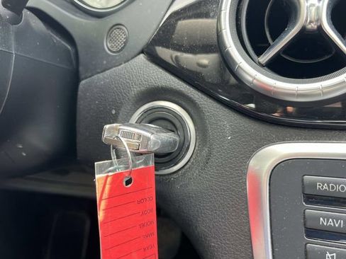 Used 2014 Mercedes-Benz CLA 250 4MATIC image 30