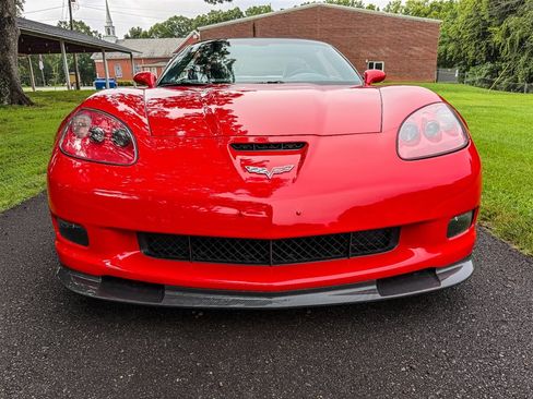 Used 2013 Chevrolet Corvette Grand Sport w/ 3LT Preferred Equipment Group RWD image 17