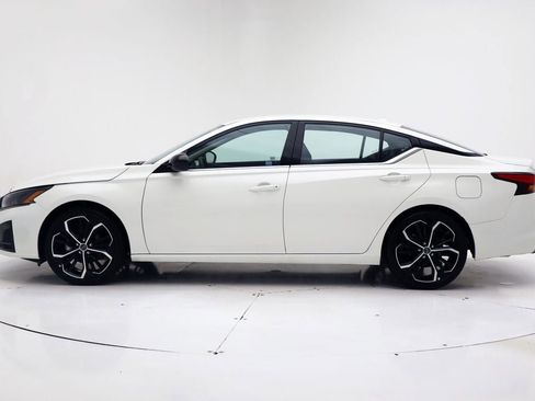 Used 2025 Nissan Altima 2.5 SR image 5