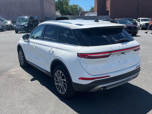 Used 2022 Lincoln Corsair AWD w/ Equipment Group 101A image 2
