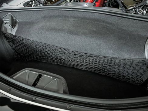 Used 2021 Chevrolet Corvette Stingray w/ Z51 Performance Package image 10