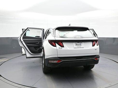 Certified 2023 Hyundai Tucson SE image 46