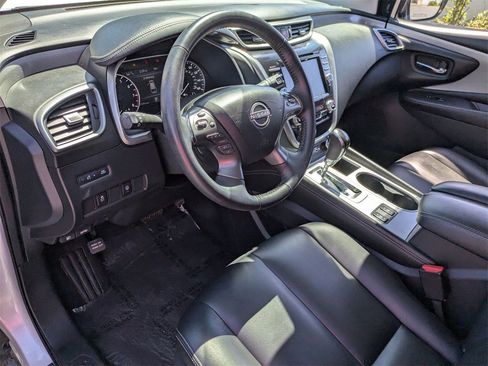 Used 2023 Nissan Murano SV image 17