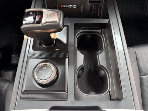 Used 2024 GMC Hummer EV 3X AWD/4WD image 61