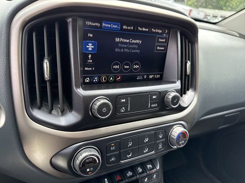 Used 2022 Chevrolet Colorado Z71 AWD/4WD image 27