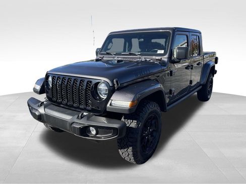 Used 2021 Jeep Gladiator Willys image 7