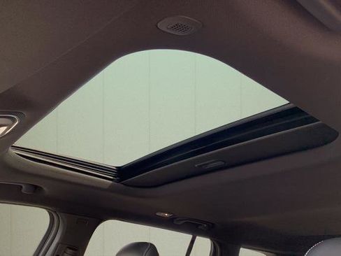 New 2025 Jeep Grand Cherokee Altitude image 36