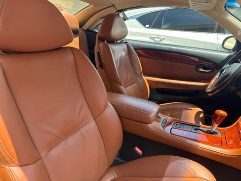 Used 2003 Lexus SC 430 Convertible RWD image 6