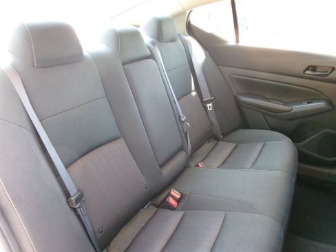 Used 2024 Nissan Altima 2.5 SV FWD image 28