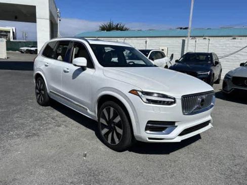 Used 2023 Volvo XC90 T8 Ultimate AWD/4WD image 8