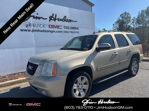 Used 2012 GMC Yukon SLT w/ SLT-2 Equipment Package image 1