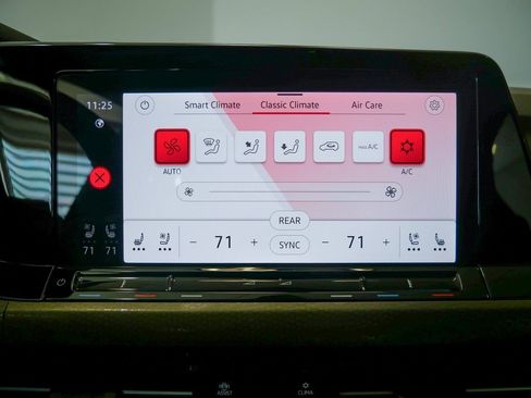 Used 2024 Volkswagen GTI Autobahn image 20